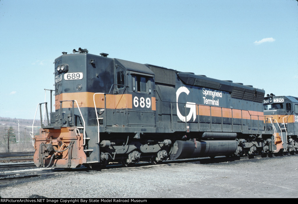 ST SD45 689